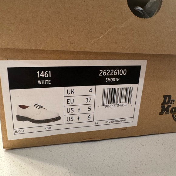 Dr. Martens 1461 Oxfords - Picture 7 of 7